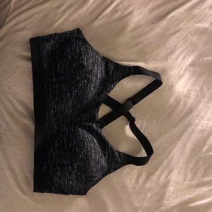 NWOT VS Crossback Sports Bra
